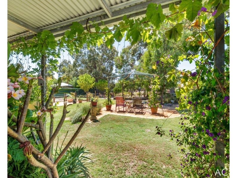 633 Southern Estuary Road, Lake Clifton WA 6215