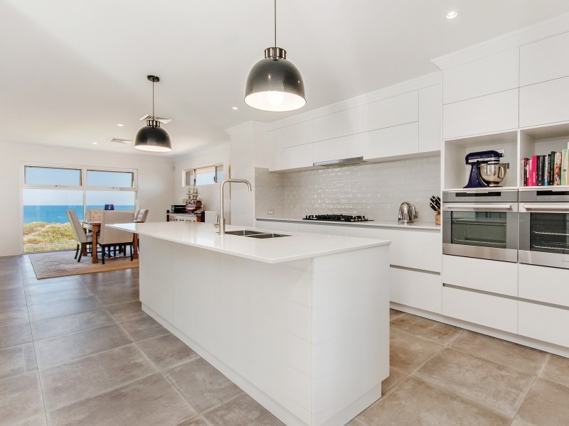 95 Boardwalk Boulevard, Halls Head WA 6210