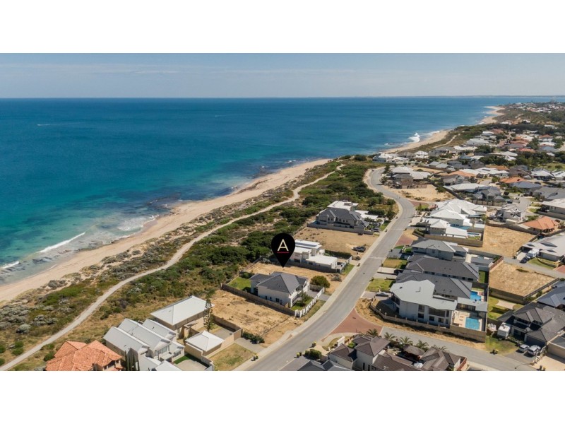 95 Boardwalk Boulevard, Halls Head WA 6210