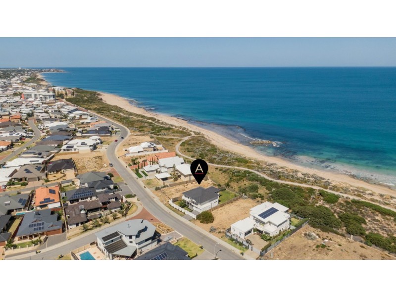 95 Boardwalk Boulevard, Halls Head WA 6210