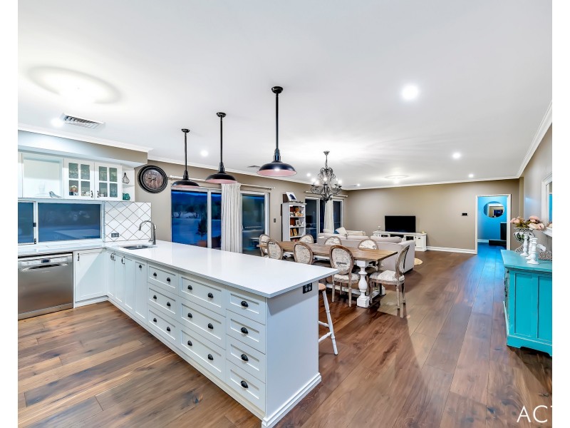 94 Rangeview Loop, Serpentine WA 6125