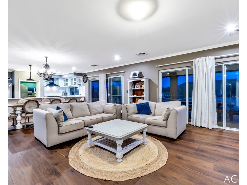 94 Rangeview Loop, Serpentine WA 6125