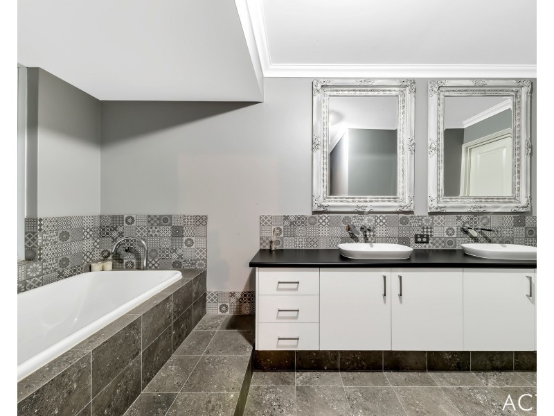 94 Rangeview Loop, Serpentine WA 6125