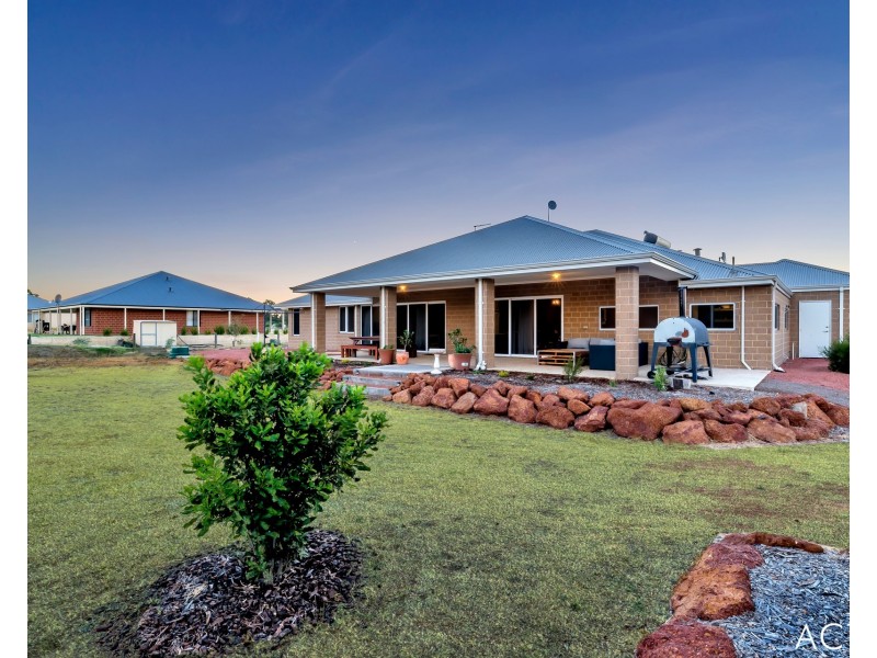94 Rangeview Loop, Serpentine WA 6125
