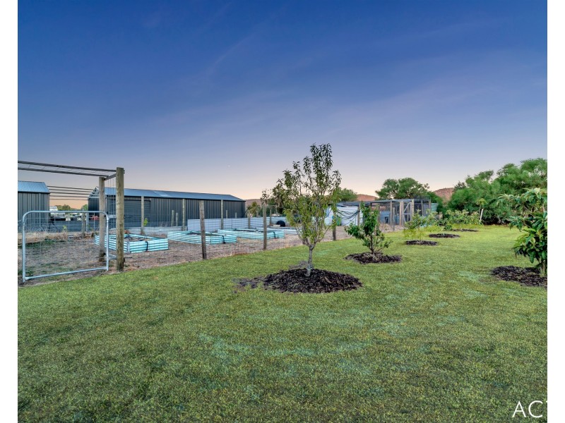 94 Rangeview Loop, Serpentine WA 6125