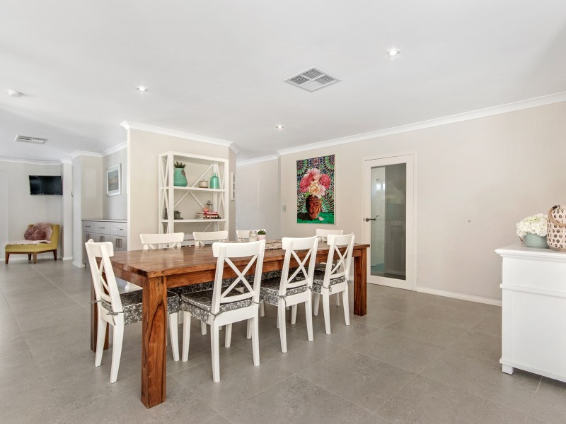 3 Hamilton Way, Silver Sands WA 6210