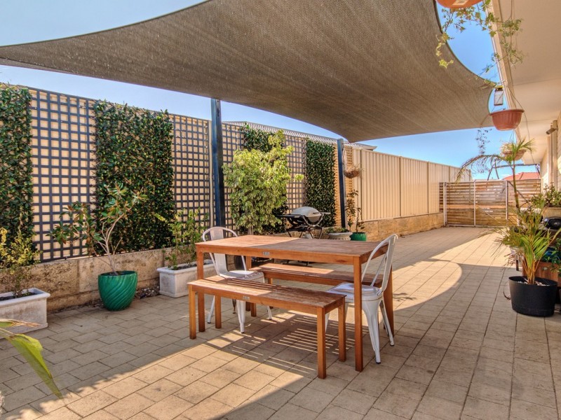 50 Highcliffe Circle, Lakelands WA 6180