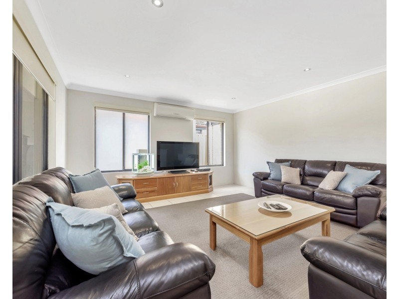 12 Kambalda Street, Dawesville WA 6211