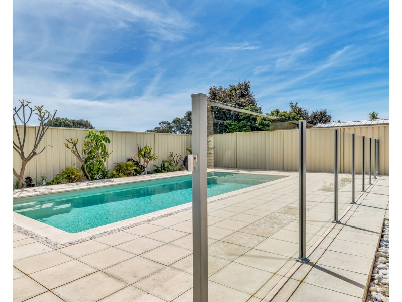 12 Kambalda Street, Dawesville WA 6211