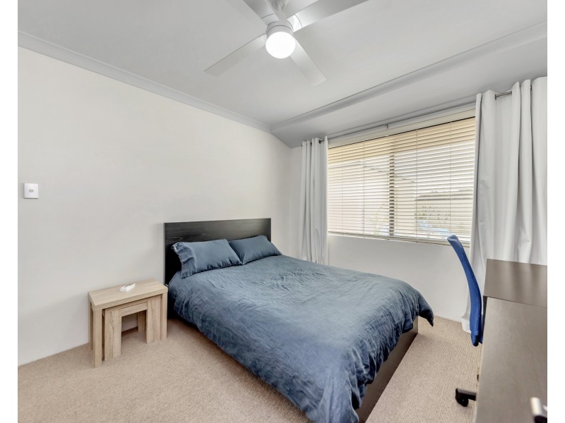 12 Kambalda Street, Dawesville WA 6211