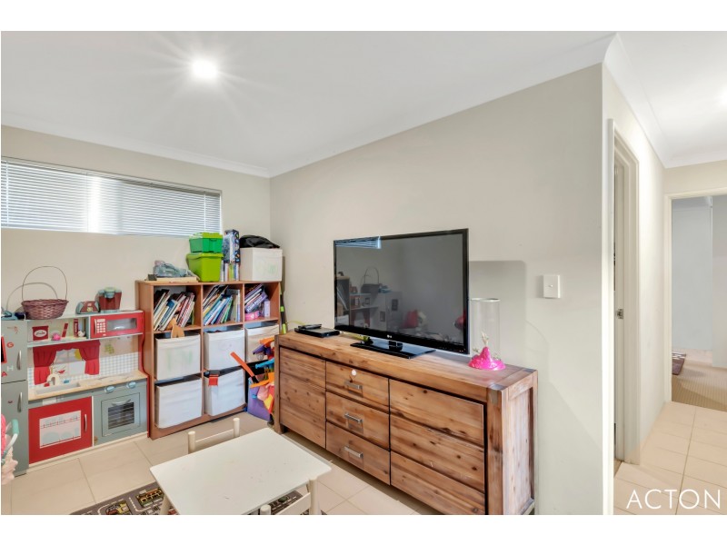 12 Harvey Crescent, South Yunderup WA 6208