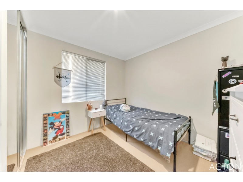 12 Harvey Crescent, South Yunderup WA 6208