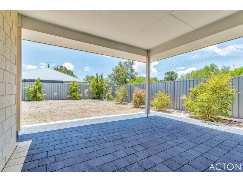 2 Vaucluse Way, Coodanup WA 6210