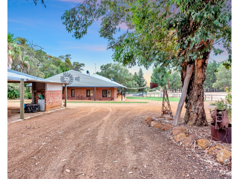 249 Boyd Road, Keysbrook WA 6126
