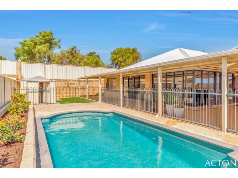 4 Cunderdin Loop, Dawesville WA 6211