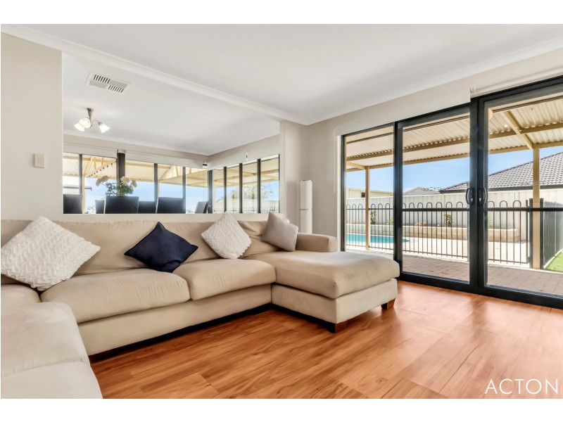 4 Cunderdin Loop, Dawesville WA 6211