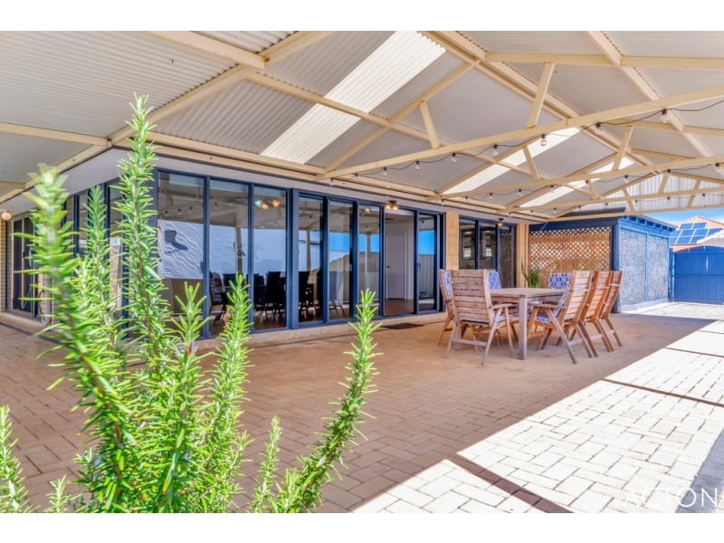 4 Cunderdin Loop, Dawesville WA 6211