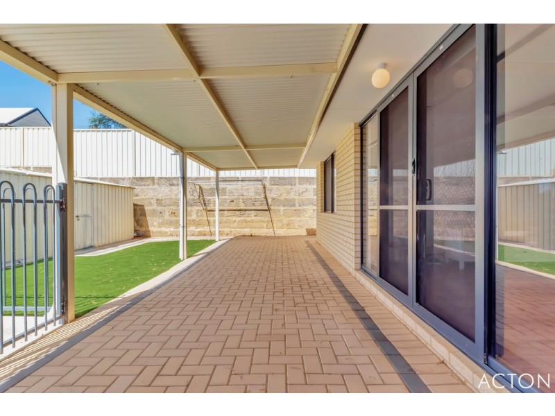 4 Cunderdin Loop, Dawesville WA 6211