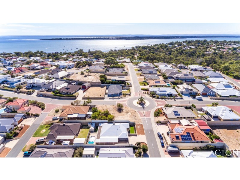 4 Cunderdin Loop, Dawesville WA 6211