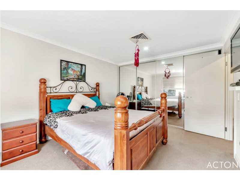 12 Middleton Loop, Meadow Springs WA 6210