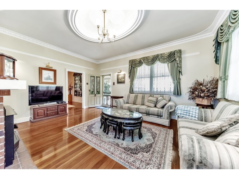 31 Hill Street, Halls Head WA 6210