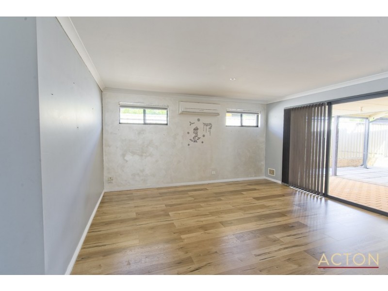 17 Lascelles Circus, Lakelands WA 6180