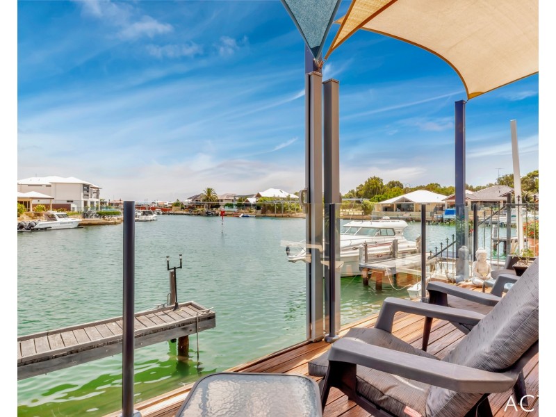 18 Tasman Loop, Dudley Park WA 6210