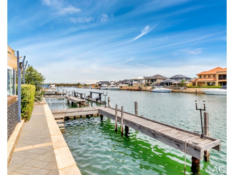 18 Tasman Loop, Dudley Park WA 6210