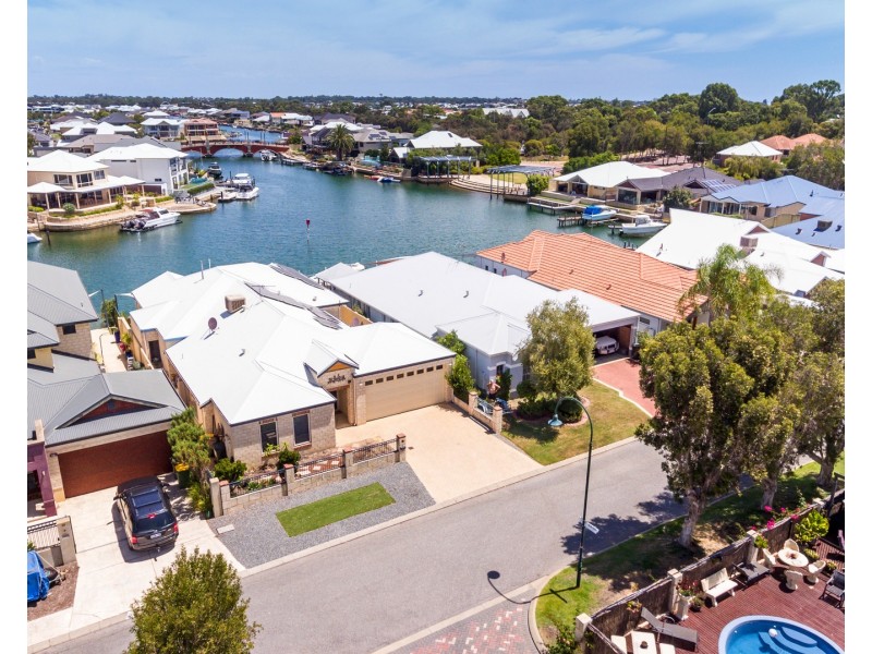 18 Tasman Loop, Dudley Park WA 6210