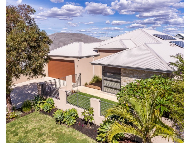 20 Gael Place, Dudley Park WA 6210