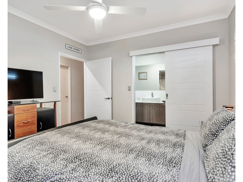 20 Gael Place, Dudley Park WA 6210