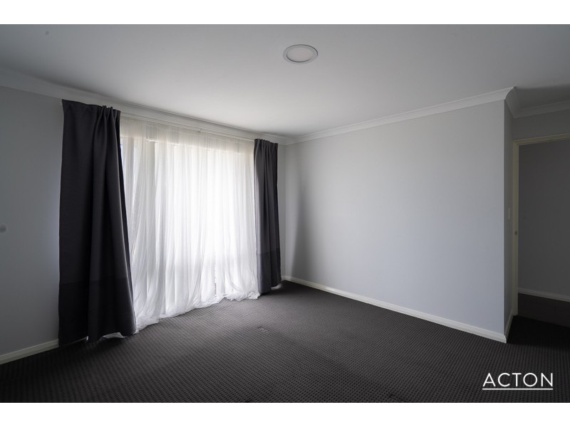 4 Yerilla Road, Golden Bay WA 6174