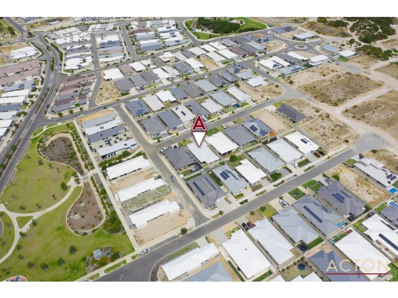 4 Yerilla Road, Golden Bay WA 6174