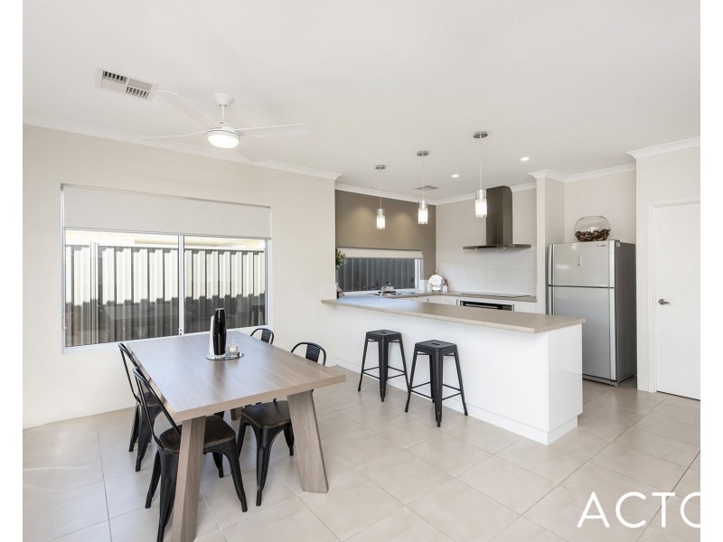 12 Pardalote Way, Erskine WA 6210