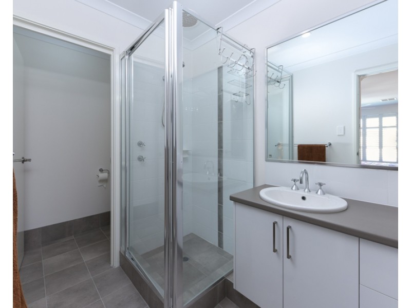 12 Pardalote Way, Erskine WA 6210