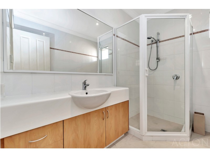 22 Zamia Loop, Wannanup WA 6210