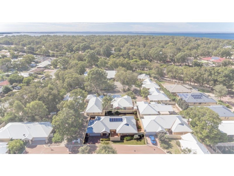 22 Zamia Loop, Wannanup WA 6210