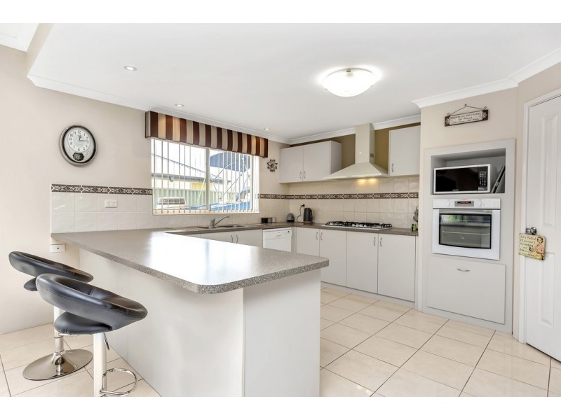 5 Bibbulmun Meander, Ravenswood WA 6208