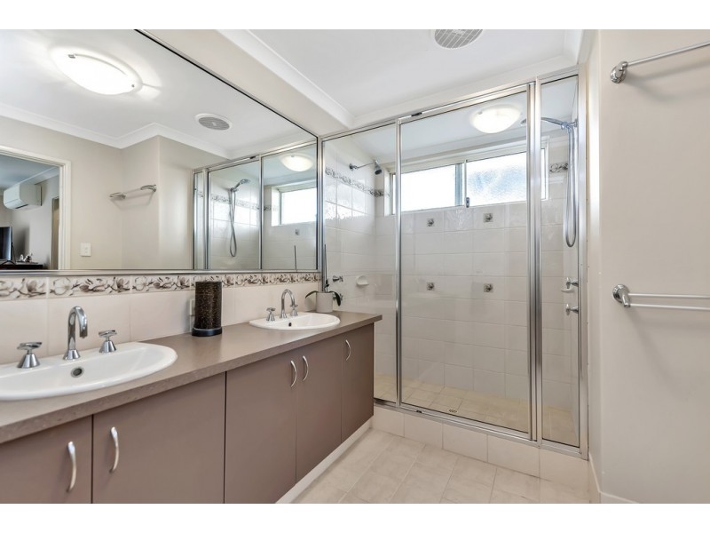 5 Bibbulmun Meander, Ravenswood WA 6208