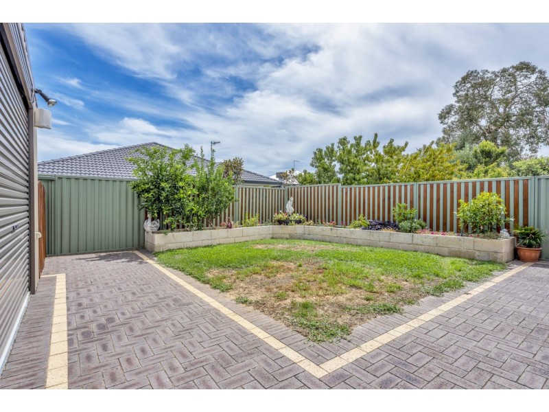 5 Bibbulmun Meander, Ravenswood WA 6208