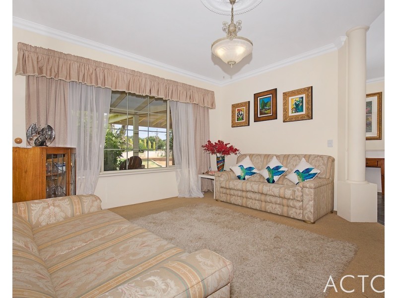 20 Bulara Road, Greenfields WA 6210