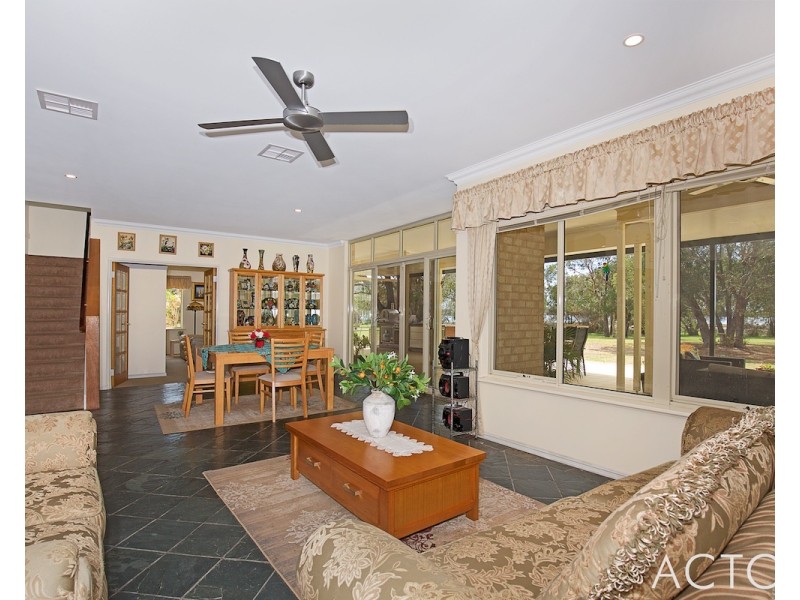 20 Bulara Road, Greenfields WA 6210