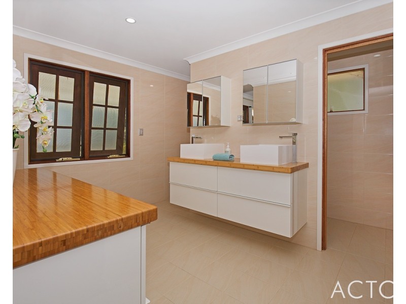 20 Bulara Road, Greenfields WA 6210