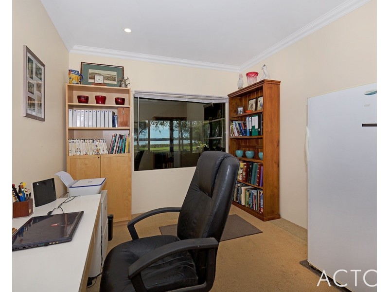 20 Bulara Road, Greenfields WA 6210