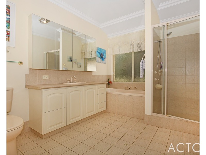 20 Bulara Road, Greenfields WA 6210