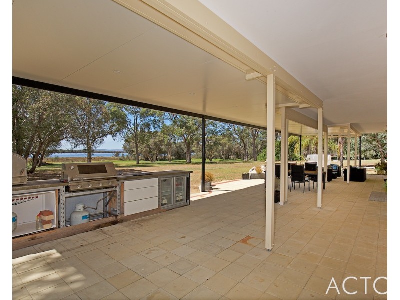 20 Bulara Road, Greenfields WA 6210
