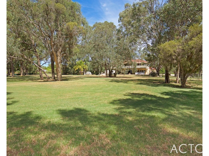 20 Bulara Road, Greenfields WA 6210