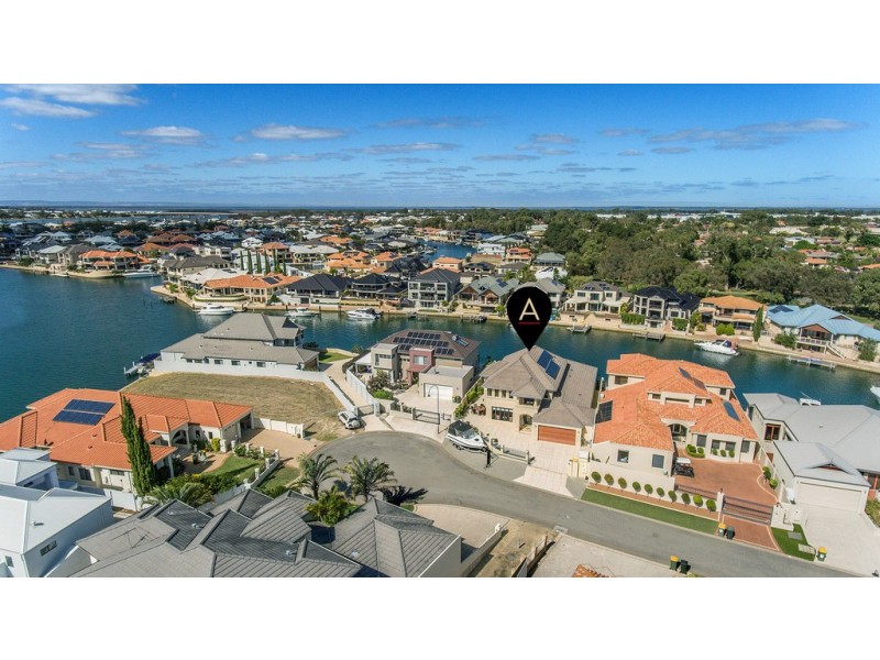 5 Solstraale Place, Halls Head WA 6210