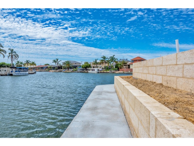 17 Oomoo Place, South Yunderup WA 6208