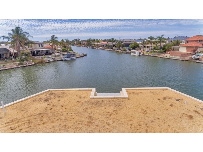 17 Oomoo Place, South Yunderup WA 6208